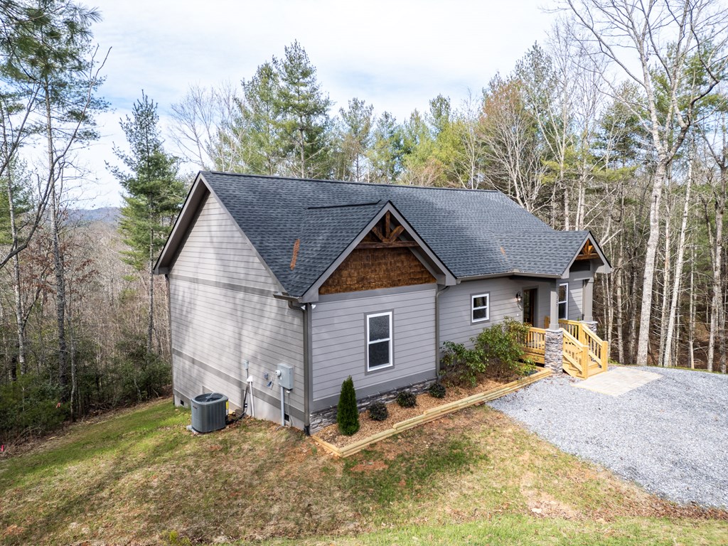 325 River Mountain Road Property Photo 2