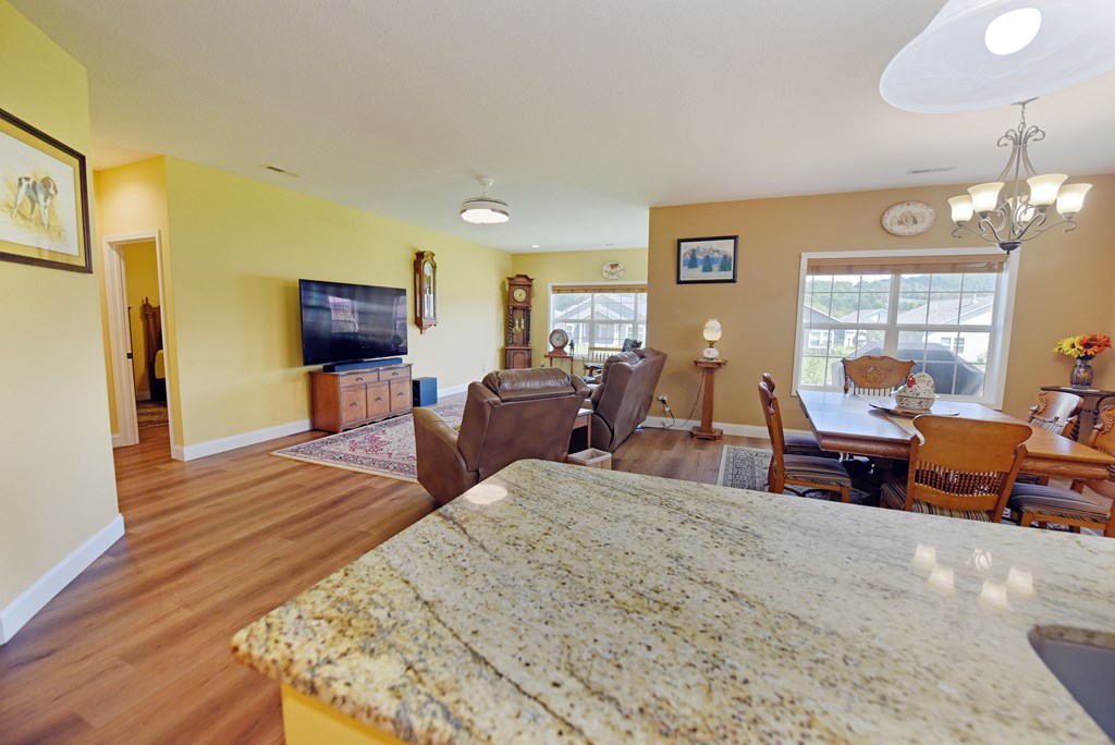 348 Riverwalk Circle Property Photo 32