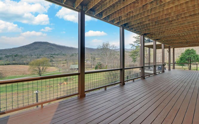 685 Barefoot Road Property Photo 56