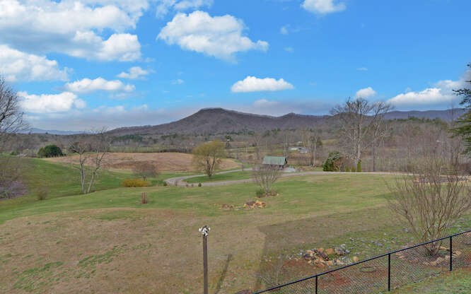 685 Barefoot Road Property Photo 66