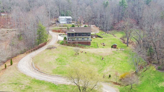 685 Barefoot Road Property Photo 77
