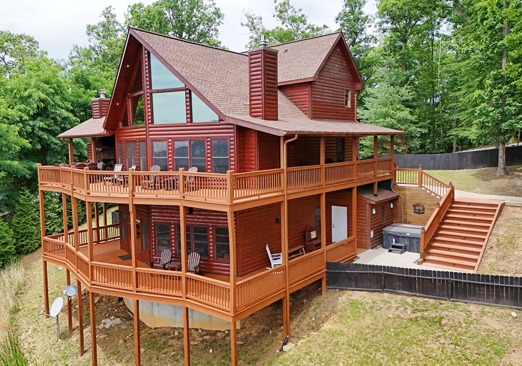 33 Stanley Ridge Drive Property Photo 10