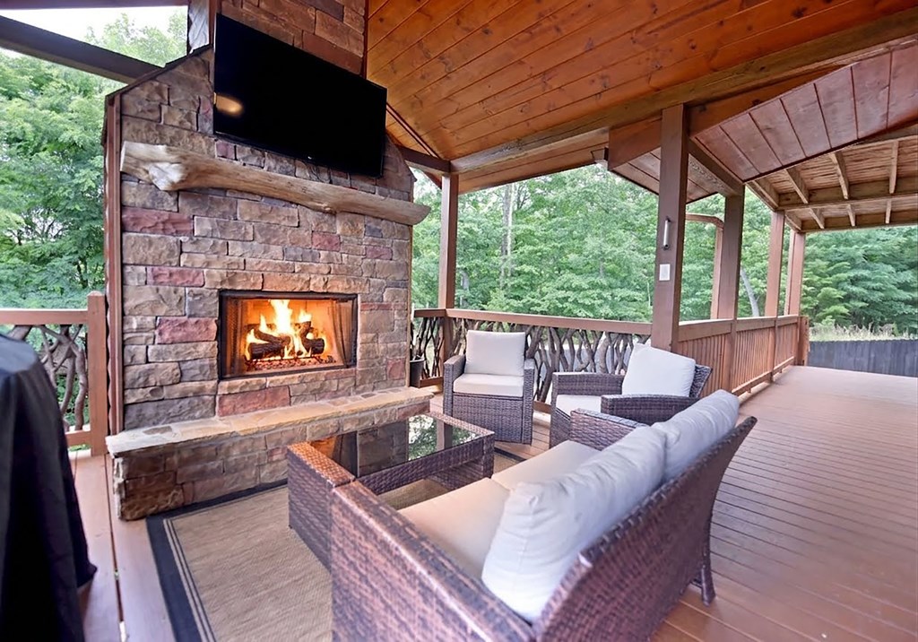 33 Stanley Ridge Drive Property Photo 15