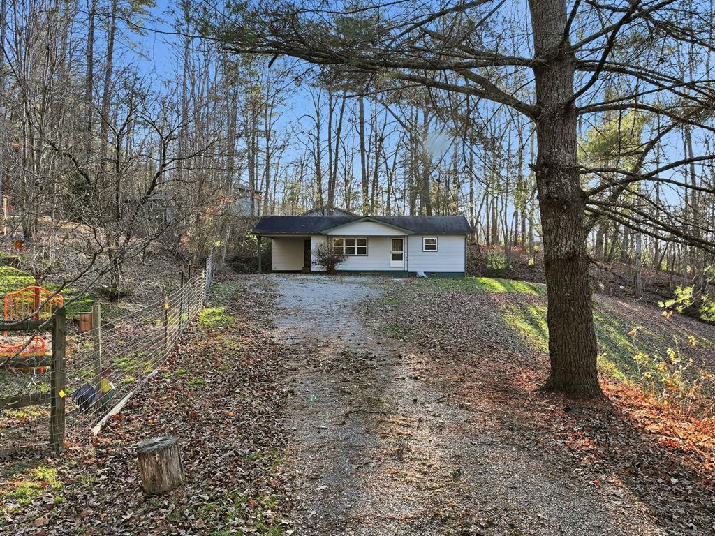 46 James Drive Property Photo 2