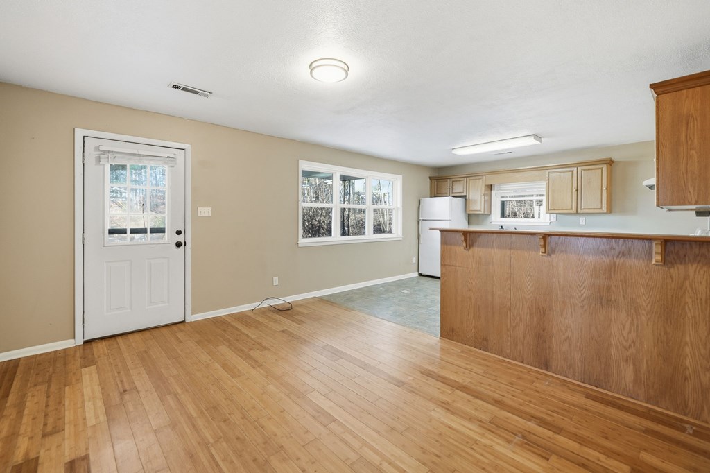 46 James Drive Property Photo 5