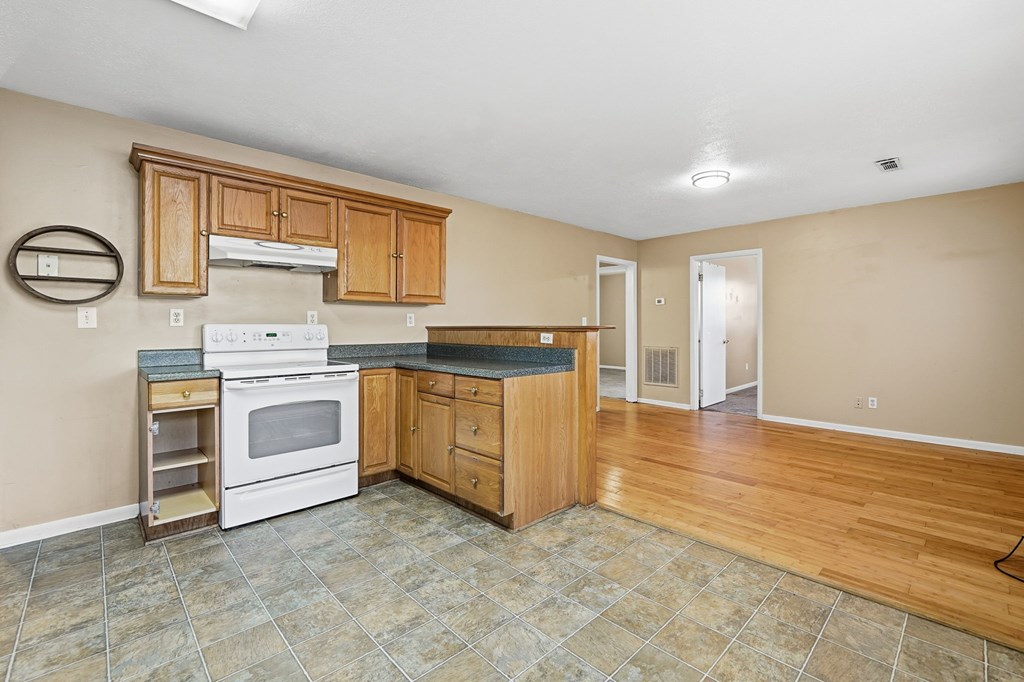 46 James Drive Property Photo 9