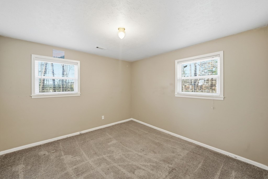 46 James Drive Property Photo 11