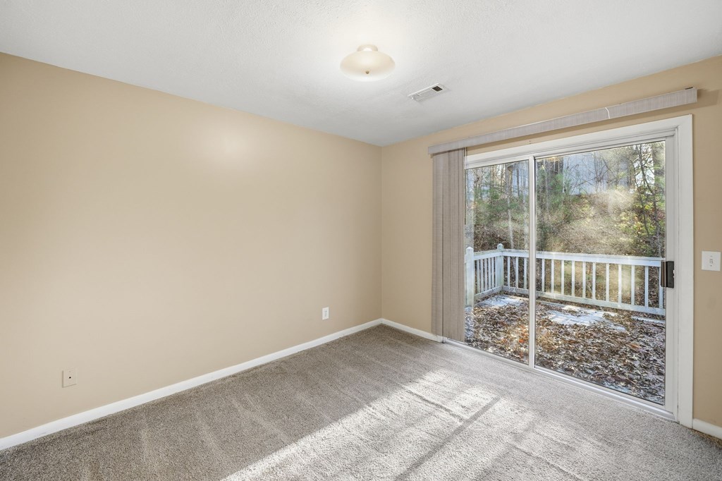 46 James Drive Property Photo 18