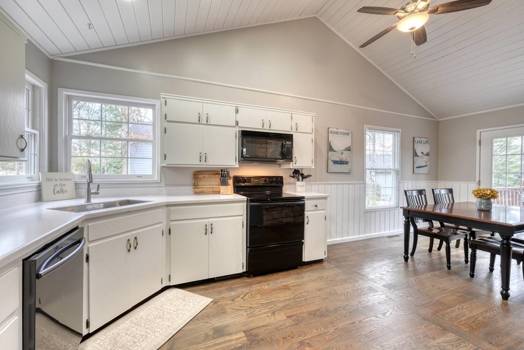 176 Madison Avenue Property Photo 17