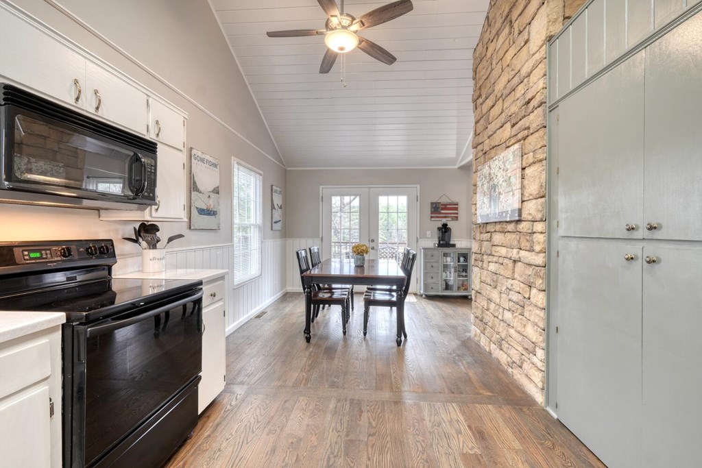 176 Madison Avenue Property Photo 20