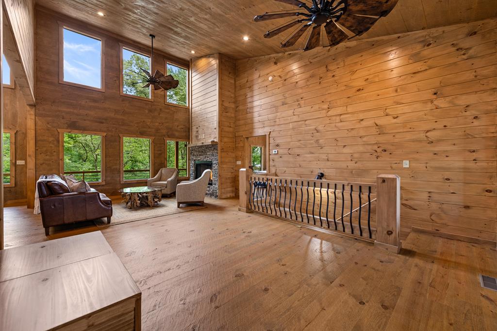 416 Windy Valley Trail Property Photo 6