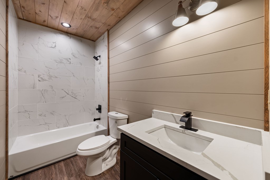 416 Windy Valley Trail Property Photo 54