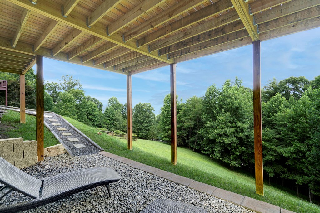 2079 Gallatin Road Property Photo 16