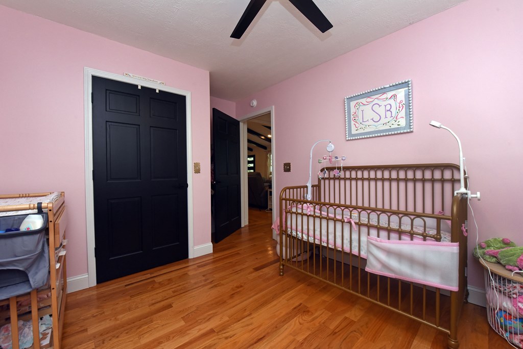 17 Ellen Drive Property Photo 15