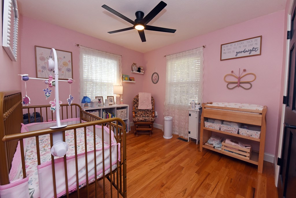 17 Ellen Drive Property Photo 20