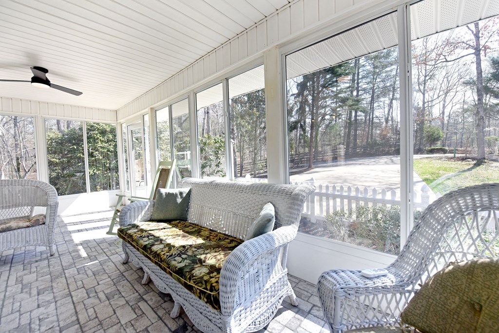 17 Ellen Drive Property Photo 25