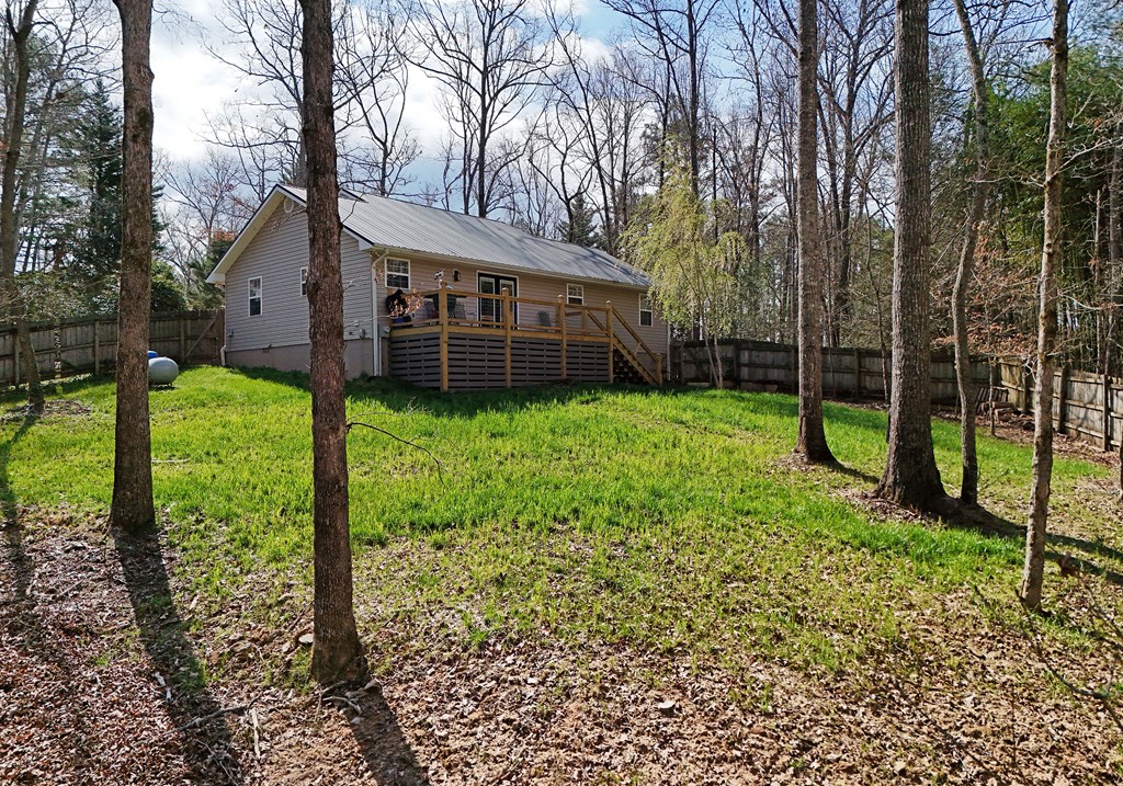 17 Ellen Drive Property Photo 26