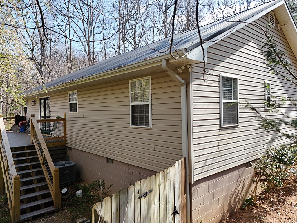 17 Ellen Drive Property Photo 29