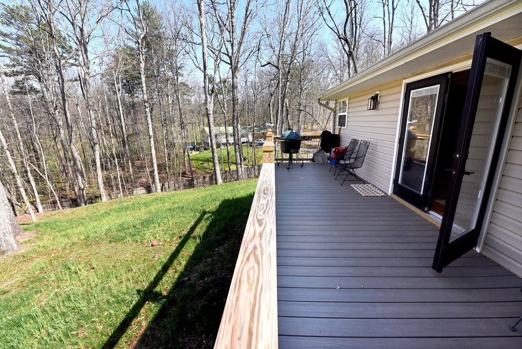 17 Ellen Drive Property Photo 44
