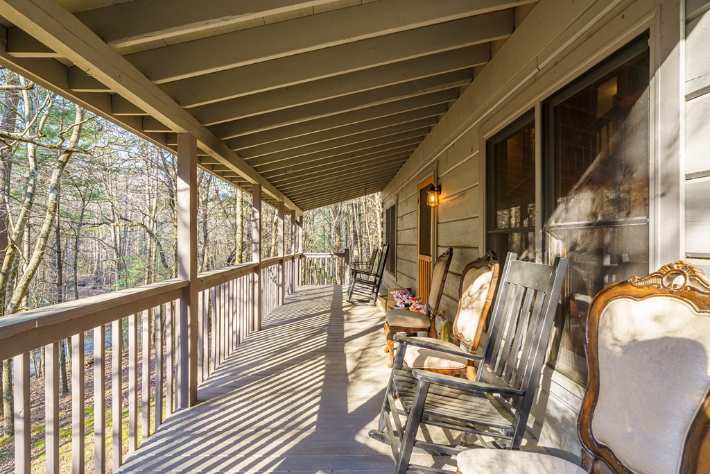 19 Blackberry Falls Lane Property Photo 11
