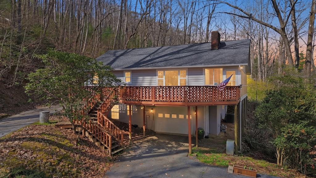 321 Hamilton Road Property Photo 1