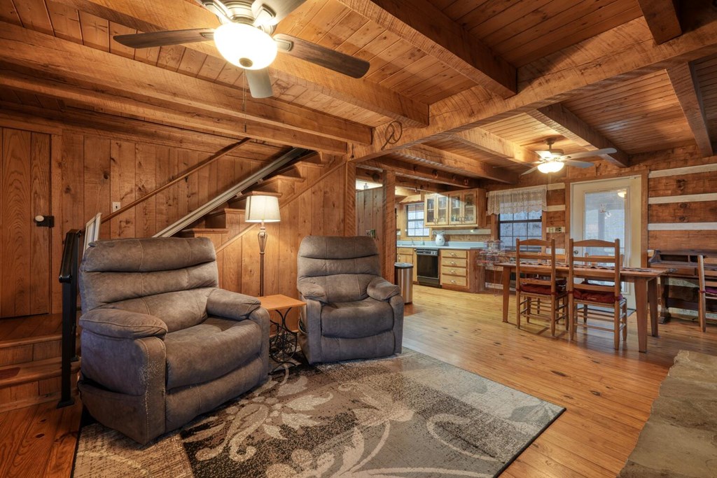 633 Timber Ridge Road Property Photo 17