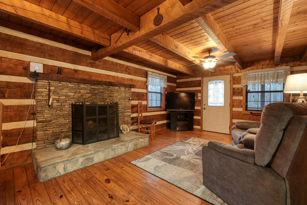 633 Timber Ridge Road Property Photo 18