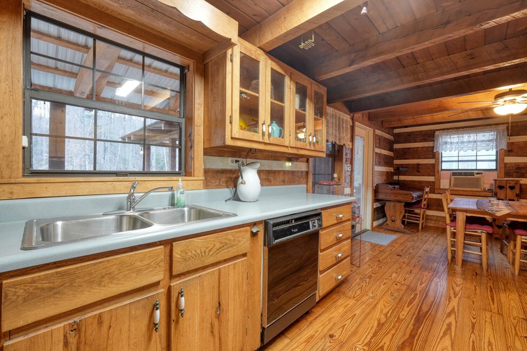633 Timber Ridge Road Property Photo 22