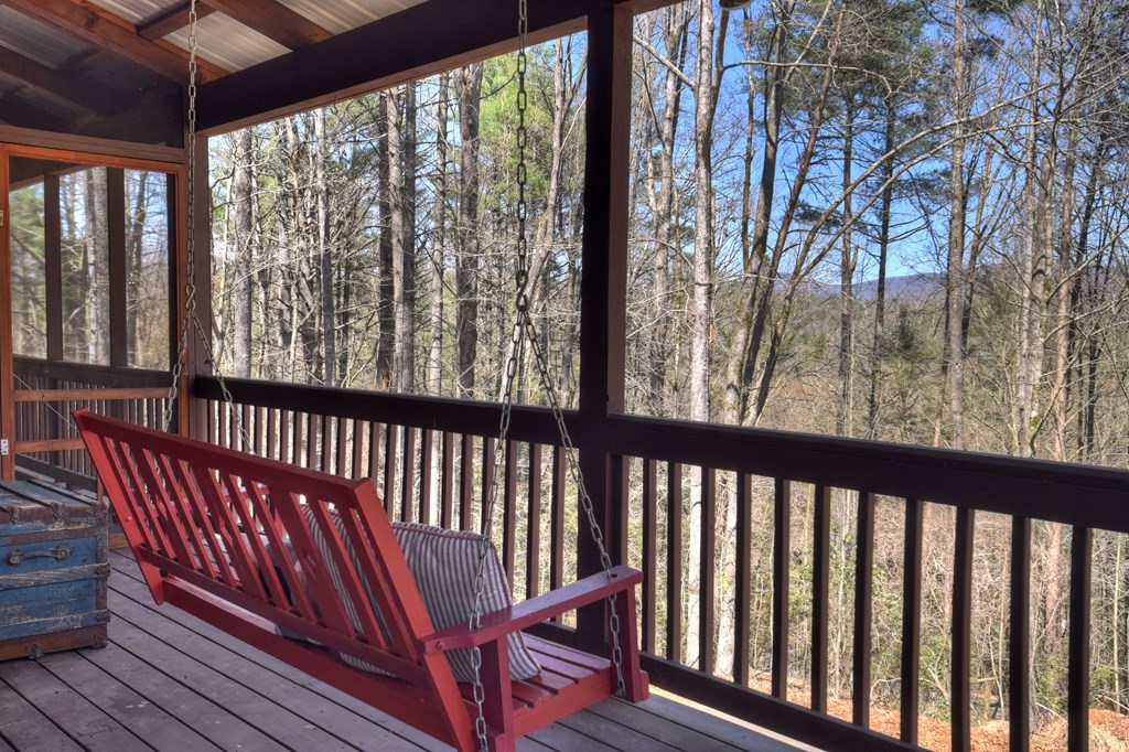 396 Dover Falls Trail Property Photo 3