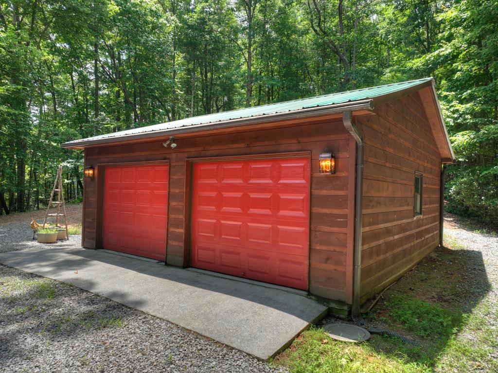 396 Dover Falls Trail Property Photo 49