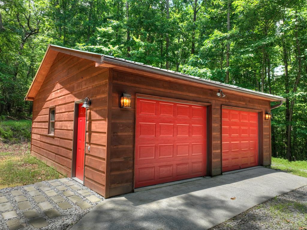396 Dover Falls Trail Property Photo 50