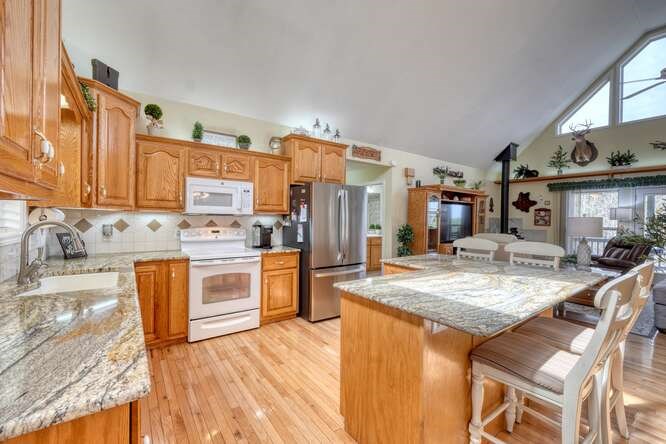 228 Brookhaven Drive Property Photo 11