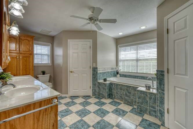 228 Brookhaven Drive Property Photo 19