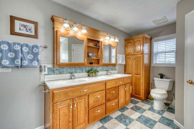 228 Brookhaven Drive Property Photo 20