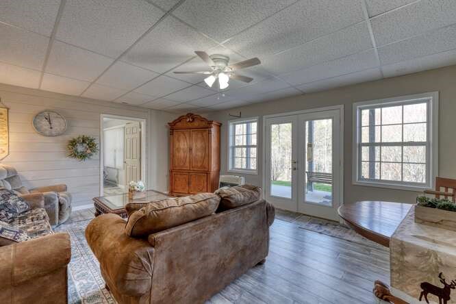 228 Brookhaven Drive Property Photo 31