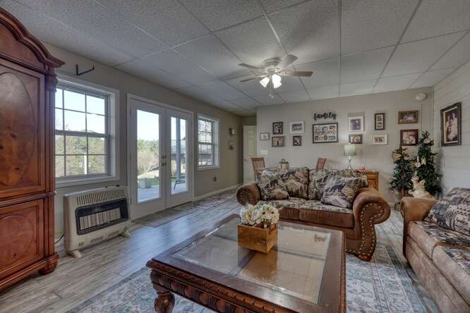 228 Brookhaven Drive Property Photo 33