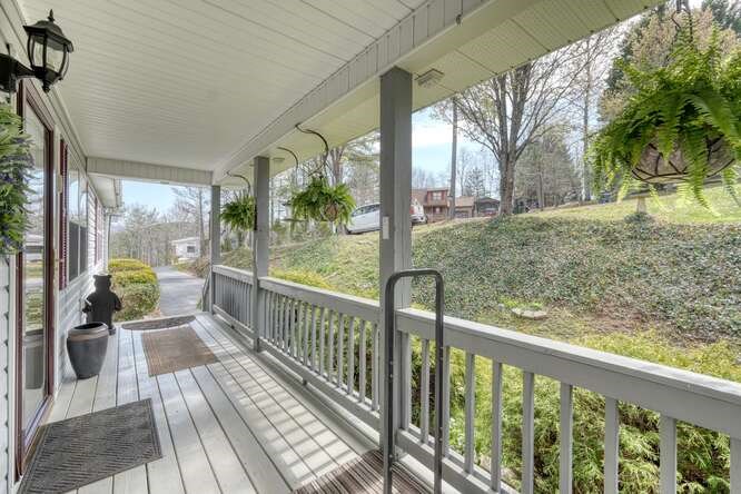 228 Brookhaven Drive Property Photo 46