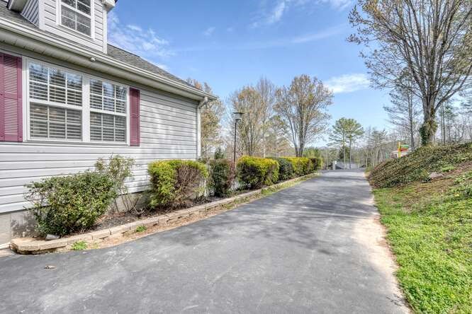 228 Brookhaven Drive Property Photo 58