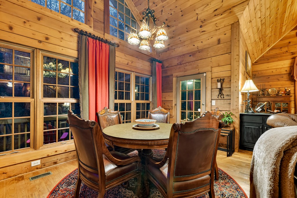 266 River Road Property Photo 10