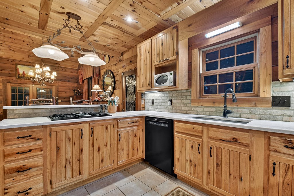 266 River Road Property Photo 15