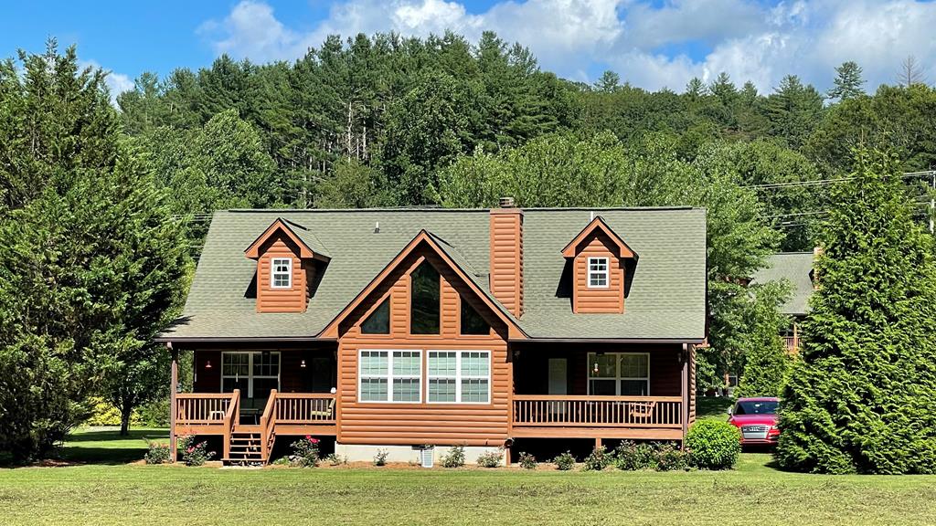 3556 River Front Lane Property Photo 1