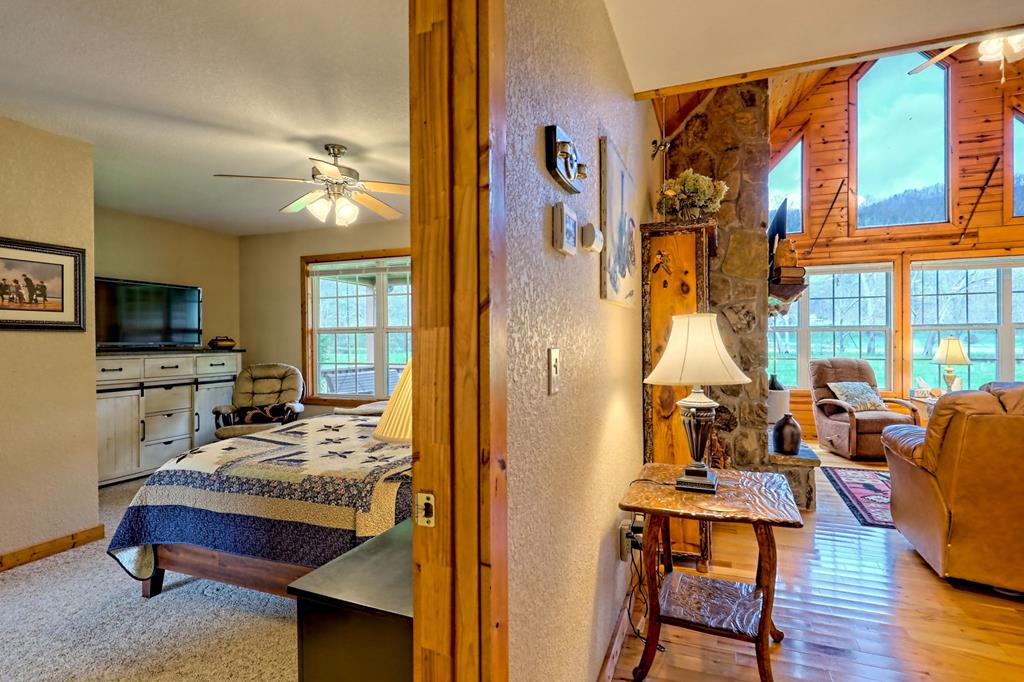 3556 River Front Lane Property Photo 28