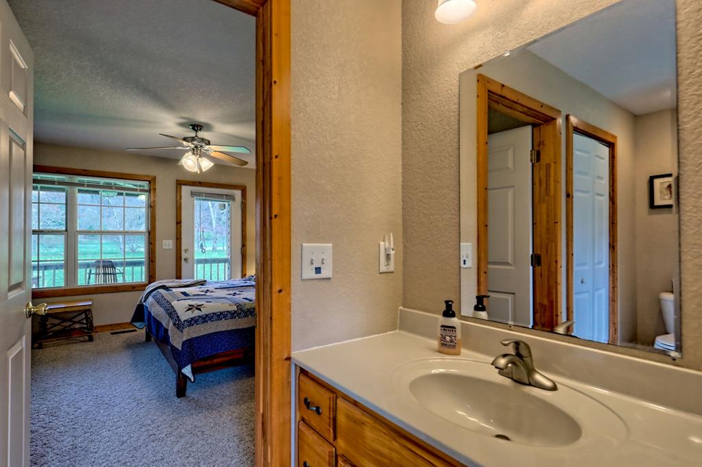 3556 River Front Lane Property Photo 35