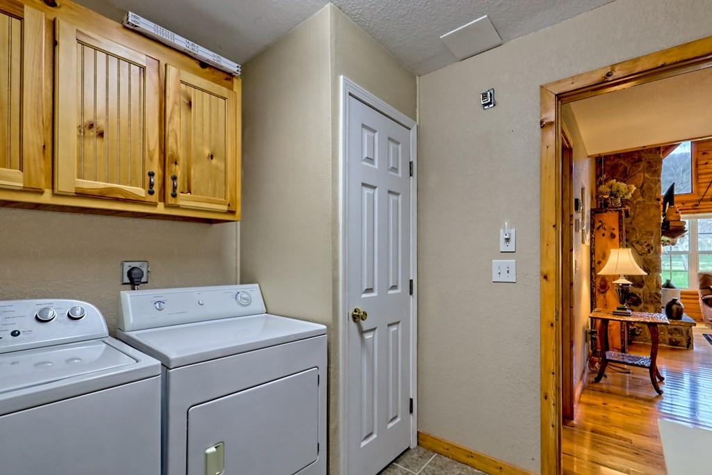 3556 River Front Lane Property Photo 40