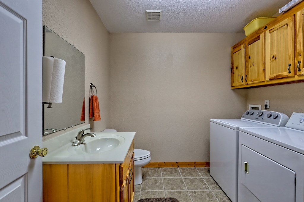 3556 River Front Lane Property Photo 41
