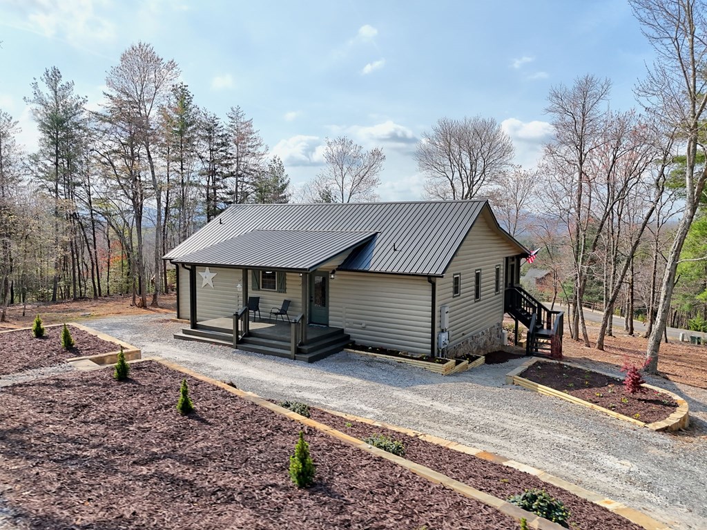 720 Meadow Brook Trail Property Photo 5