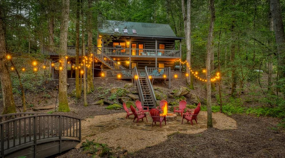 30 Stanley Creek Property Photo 1
