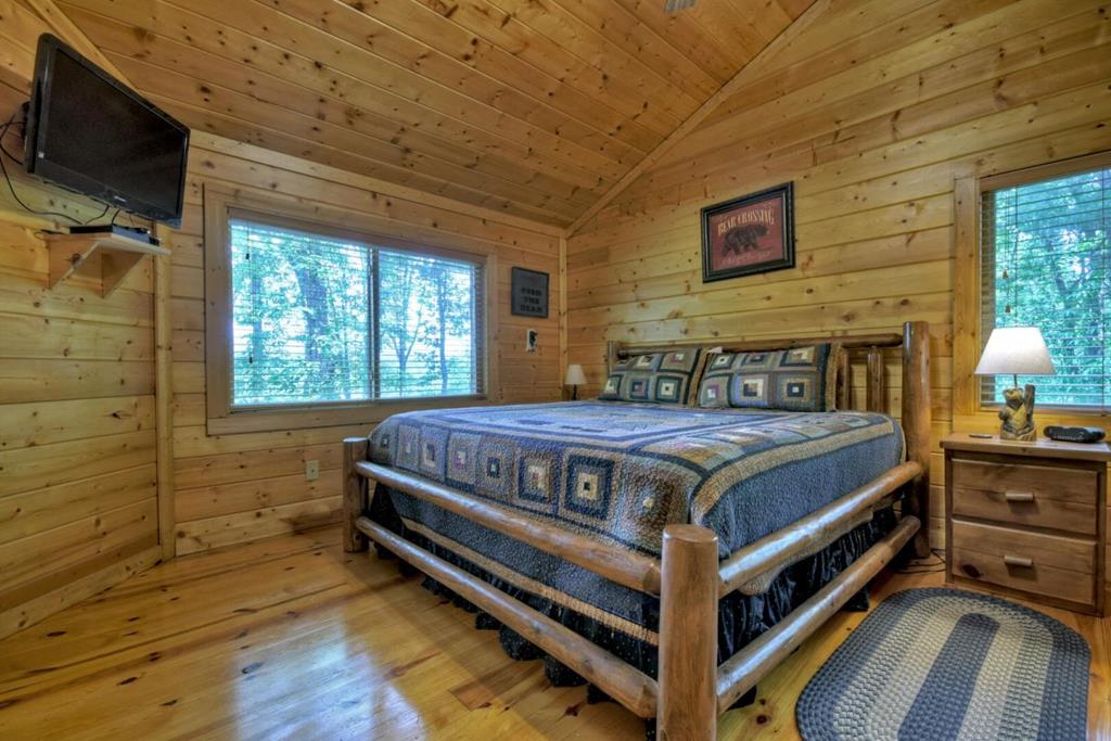 587 Candy Lane Property Photo 16