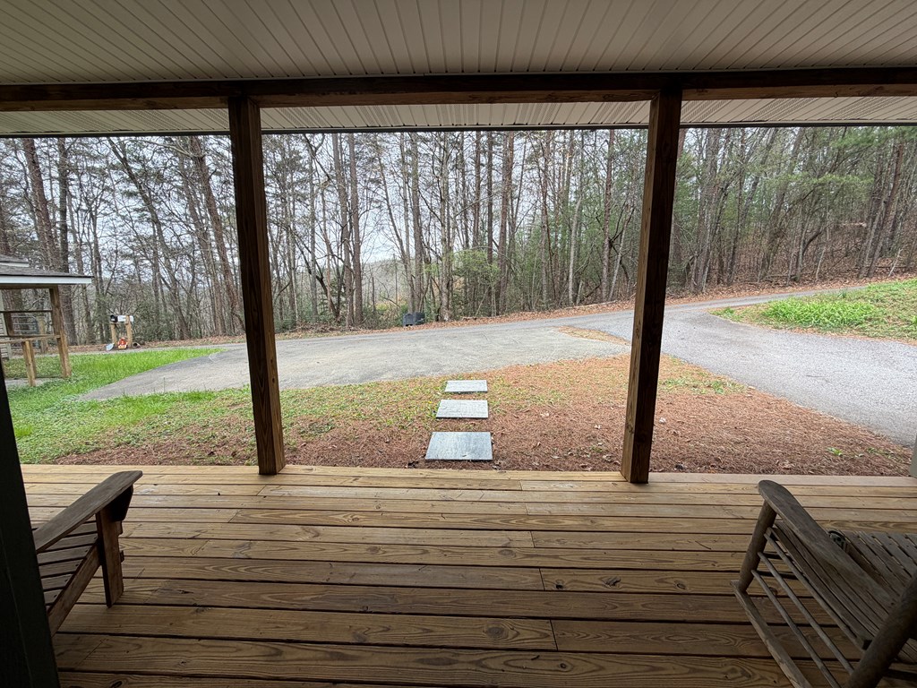 365 Ruby Lane Property Photo 9