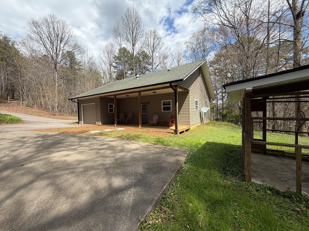 365 Ruby Lane Property Photo 13